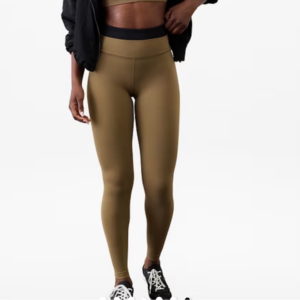 NWT Athleta Elation Clay 7/8 tight